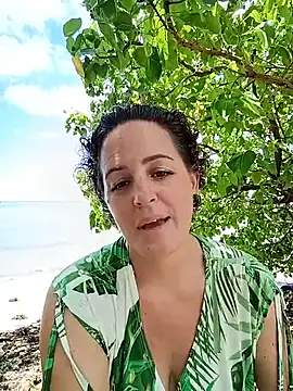 emiliemilf live XXX chat