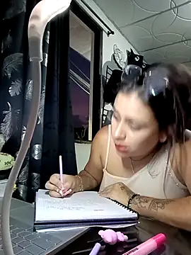 Chat +18 de MariBelle1 ao vivo