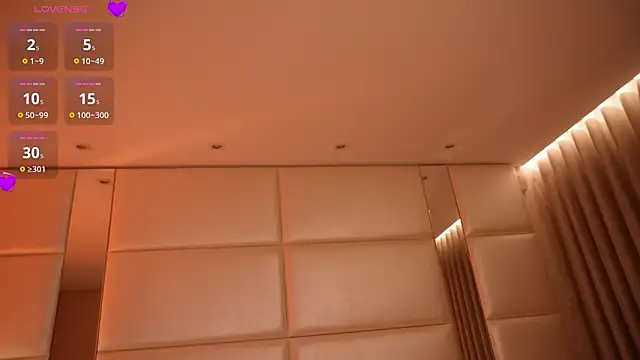 Lilly_ColinsのライブXXXチャット