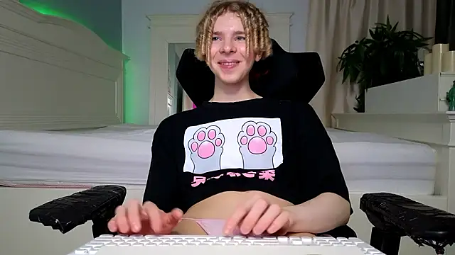 Chat +18 de Kudi_Minnt ao vivo