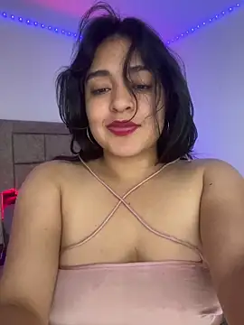 Chat XXX ao vivo de EmilyNoir1