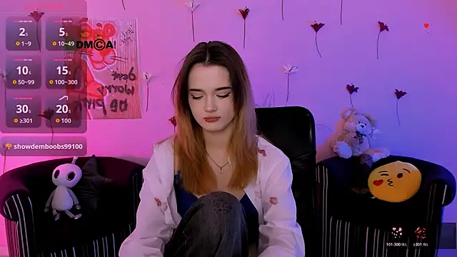 liana_kisses 现场XXX聊天