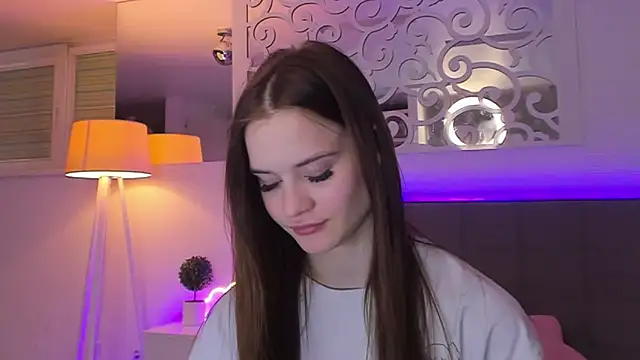 Chat +18 de LuisaClover ao vivo