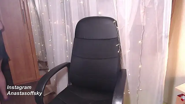 Chat +18 de Super_Naked_Anastas ao vivo