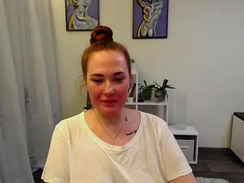 Lady_Tiana লাইভ XXX চ্যাট