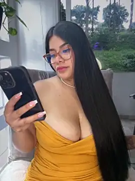 Issane_Peru লাইভ XXX চ্যাট