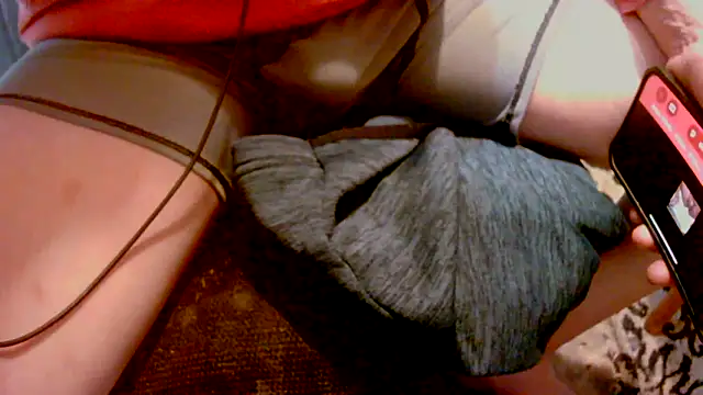 Show Webcam de TheCockandBlonde