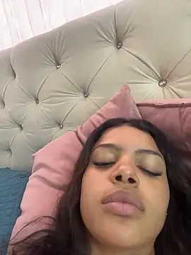 MeganHillss Adlı Modelin Canlı XXX Sohbeti