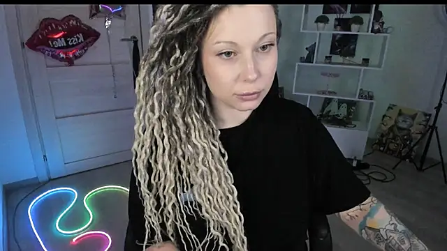 Chat XXX en directo de HoneySallyMoore