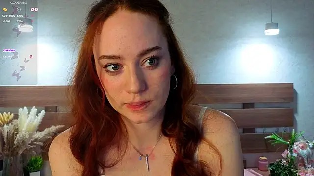 StacyWatts: онлайн-секс-чат