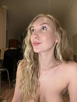 MariaTull Chat XXX live