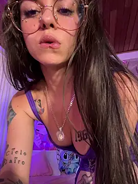 XXX chat uživo modela VioletaSubmissive