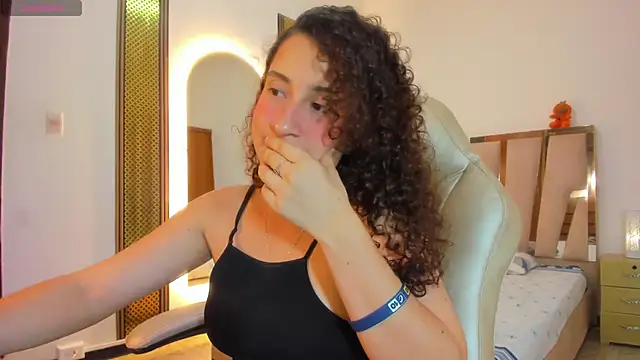 Онлайн чат XXX NoaMalak7