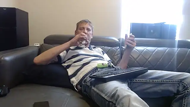 Show modela freakypapispunboiq na web-kameri