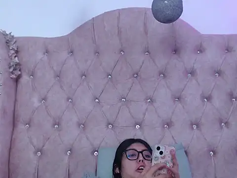 Jessica_Carter_01: онлайн-секс-чат