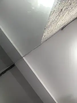 Dayana743: διαδικτυακό σόου στην κάμερα