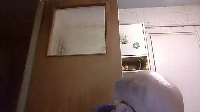 mariusica1@xh Chat XXX live