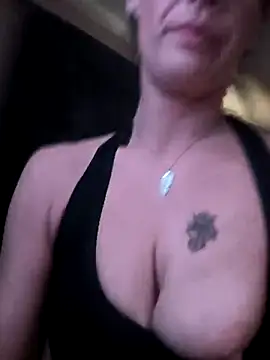 Karlykox69169 live XXX chat