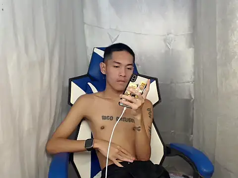 riks_tyler Obrolan Langsung XXX