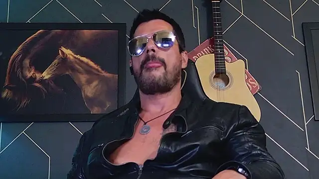 Show modela ChrisKox na web-kameri