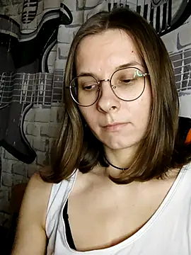 Aashikalaa 即時 XXX 聊天