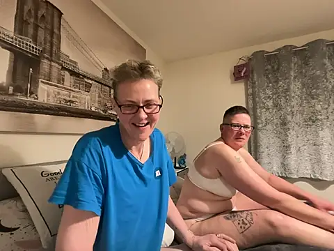 Chat XXX Live Curvy-Jinx