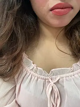 riya_sharma11 Show Webcam