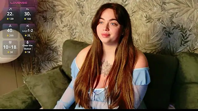 AliraX Live XXX Chat