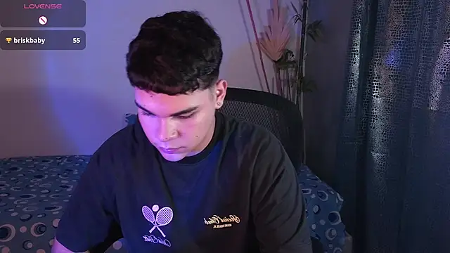 XXX chat uživo modela eithan_jonnes