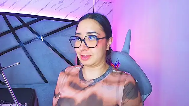 Chat +18 de sayumi_dirty ao vivo