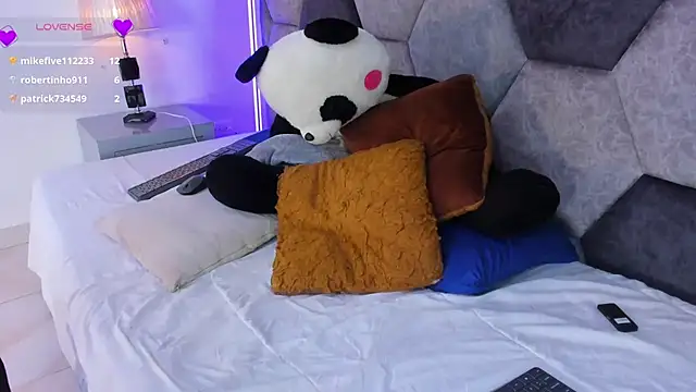 DulceJones: απευθείας συνομιλία ΧΧΧ