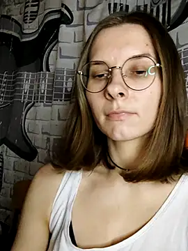 Aashikalaa live XXX chat