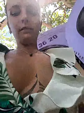 emma4xxx: онлайн-секс-чат