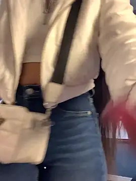 Alaska_euphoria 라이브 XXX 채팅