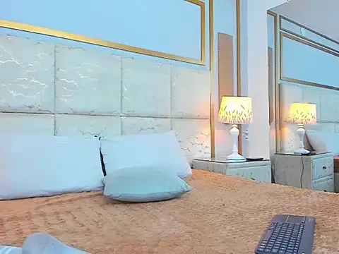 AronTawers Webcam Show