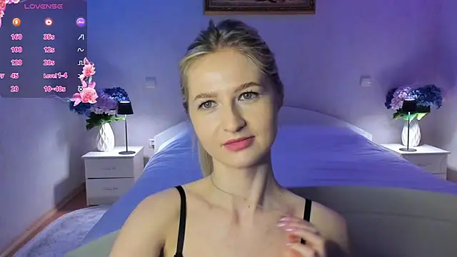 Julie_Blaze 网络视讯表演