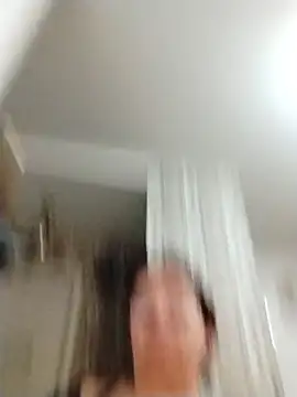 SalientClean Chat XXX live