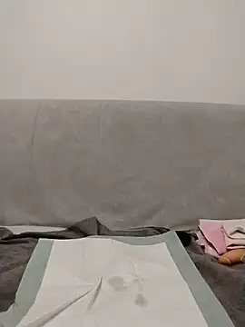 SalientClean live XXX chat