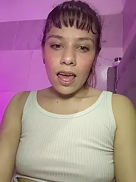 Hairy_pttn Live XXX chat