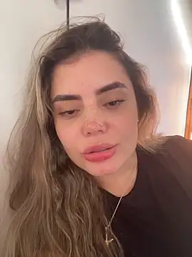 Miss_valeriaa: απευθείας συνομιλία ΧΧΧ