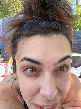 GennaJames' Webcam Show