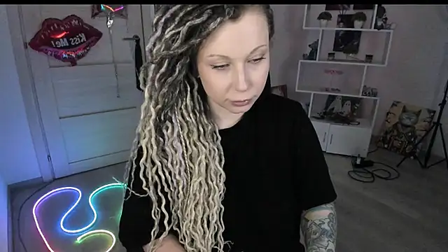 Онлайн чат XXX HoneySallyMoore