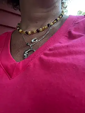 SuzyCatzz Live XXX-chat