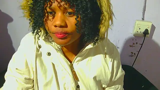 Augustine-Blooomxx Live XXX-chat