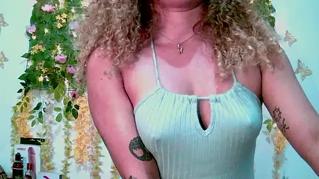 Czat XXX na żywo – Crysrus