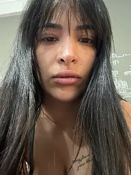 Naughty_Arab_girl Adlı Modelin Web Kamerası Şovu