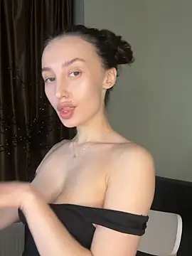 Show de Polli_Kiss na webcam