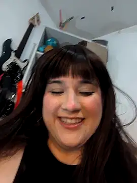 ItsNaiixaのライブXXXチャット