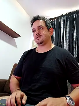 Arturolover live XXX chat