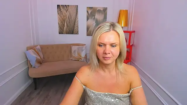 دردشة AgathaKlouin الجنسية المباشرة